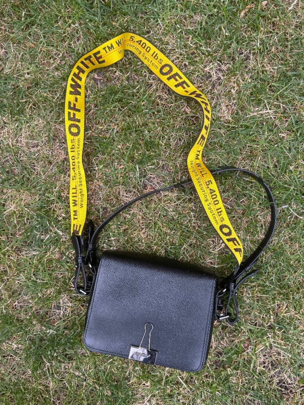 Off-White - Binder Clip Bag Diag - Black/Yellow